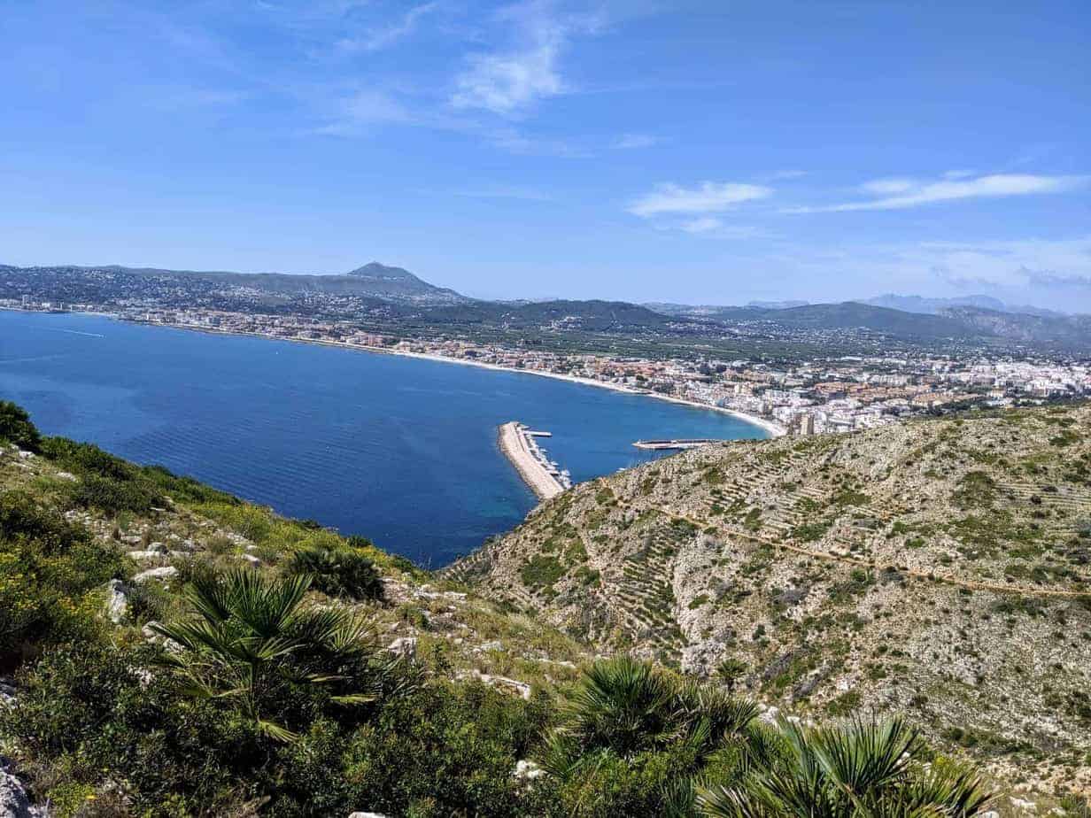 Vista de javea desde el mirador del cabo de san antonio
